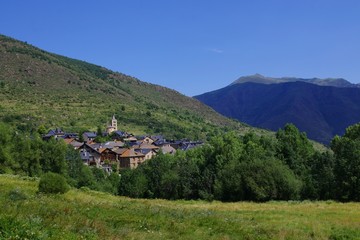 village des Pyrénées espagnoles