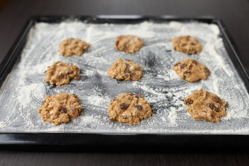uncooked cookies on baking tray