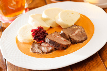 steak with bread