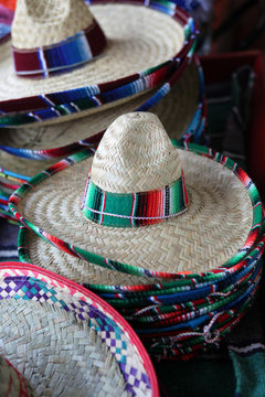 Latin American Hats" Images – Browse 3 Stock Photos, Vectors, and Video |  Adobe Stock