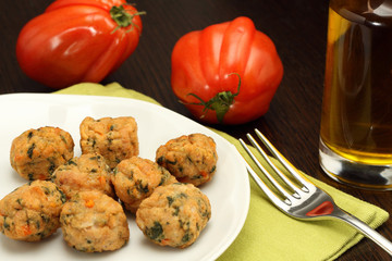 Chicken meatballs with beefsteak tomatoes