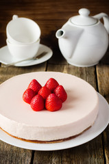 cheesecake with strawberry