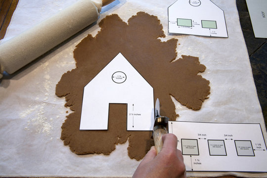 Making A Gingerbread House