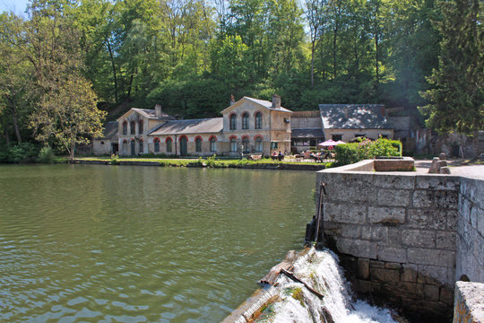Ch&acirc;teau de la Dame Blanche, Coye la For&ecirc;t