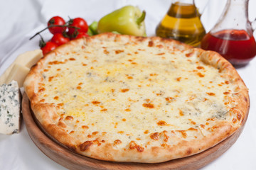 Pizza Quattro Formaggi