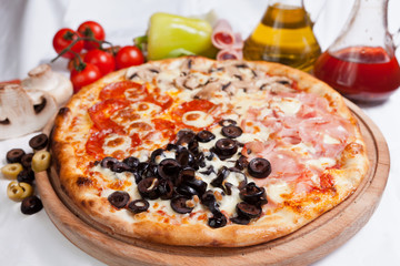 Pizza Quattro Stagioni