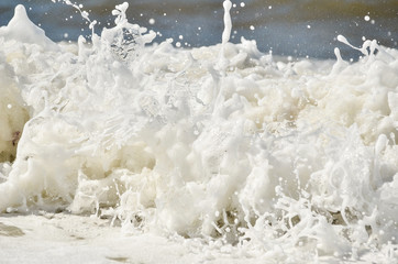 Obraz na płótnie Canvas Wave foam