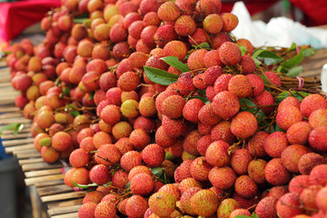 ripe lychee in the market