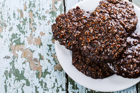 Chocolate Oatmeal Cookies With Milk