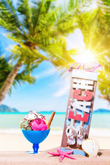 Naklejka premium Ice cream on the tropical beach