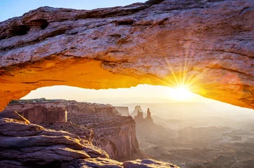Zelfklevend Fotobehang Natuurpark beroemde Mesa Arch