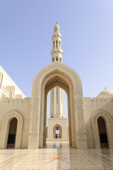 Fototapeta na wymiar Qaboos Grand Mosque in Muscat, Oman