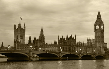 Fototapeta na wymiar Westminster Bridge z Big Ben w Londynie