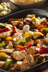 Homemade Chicken Fajitas with Vegetables