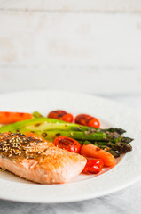 Grilled salmon with vegetables