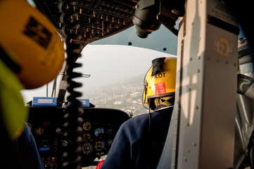 Hubschrauberpilot Rettungshubschrauber Cockpit