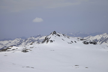 Landschaft im Winter in den Alpen