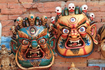 Masken von Göttern in Nepal