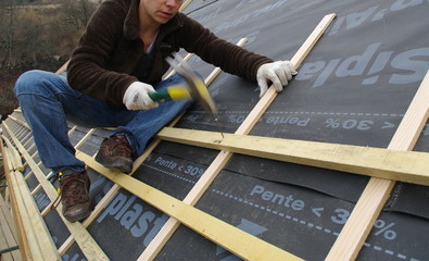 construction de maison - pose de liteaux