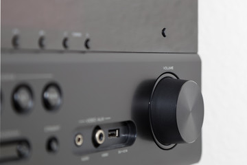Front side of the receiver with volume knob