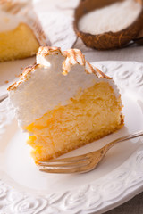 Cheesecake with Swiss meringue
