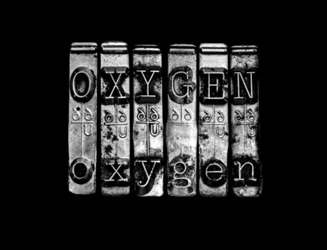 Oxygen element
