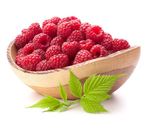 raspberries in wooden bowl
