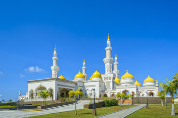 Fototapeta na wymiar New Grand Mosque