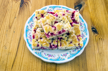 Currant cake