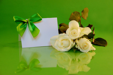 Rosen mit Grußkarte