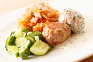 meatballs with cabbage