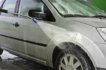 Obraz premium Auto waschen per Hand