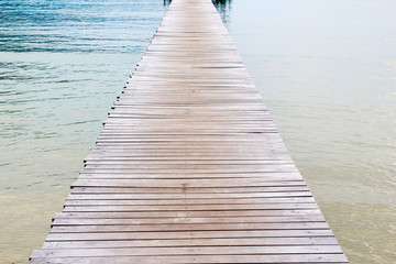 Obraz premium Wooden jetty