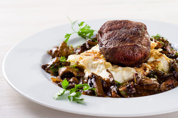 Steak with mushroom sauce