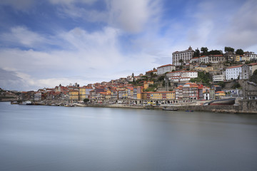 Fototapeta na wymiar Paisagem urbana da cidade do Porto