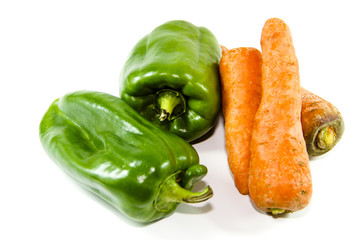 Frische Karotten mit Grünen Paprika