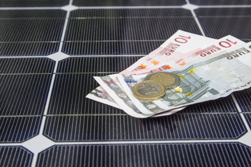 Solarzelle Euroscheine Münzen 2
