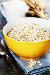 Rolled oats in a bowl