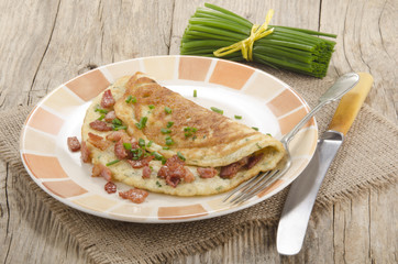 omelette with bacon and chive