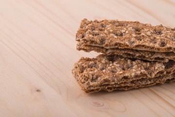 Brown crispbreads