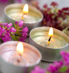 Perfumed candles - 64831298