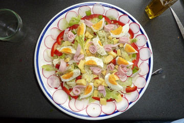 Italienischer Salat mit Radieschen