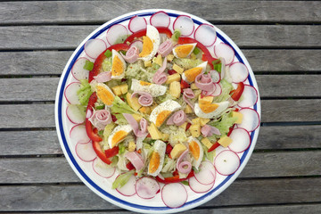 Italienischer Salat mit Radieschen