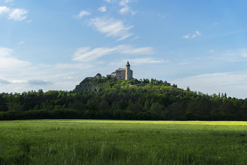 Naklejka premium Kuneticka Castle Mountain as seen from the Elbe