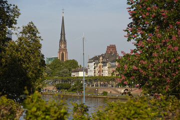 Fototapeta premium Frankfurt - Dreikönigskirche