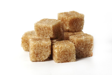 Brown cane sugar cubes