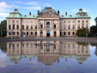 Fototapeta na wymiar Japanisches Palais, Dresden