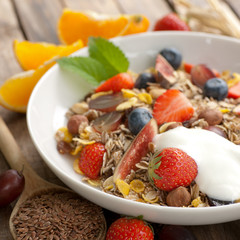 Cereal with fresh fruits