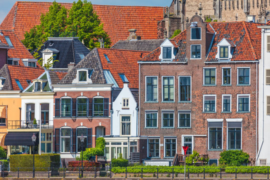 Old houses alongside the Dutch river IJssel in Deventer