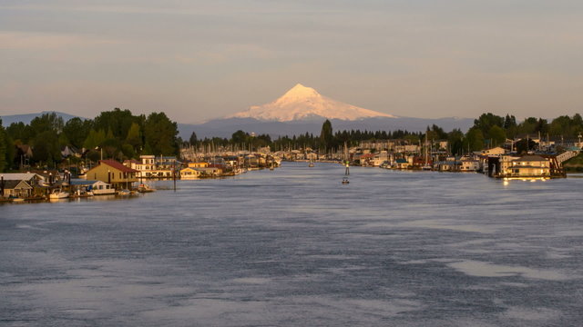 Mt Hood in Hayden Island with Houseboats in Portland OR